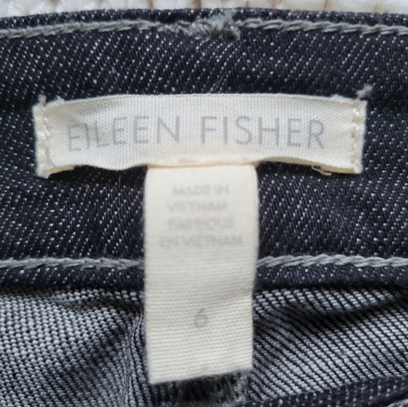 Eileen Fisher Organic Cotton Denim High-Waist and Ankle length. Black .Size 6 - Picture 5 of 11